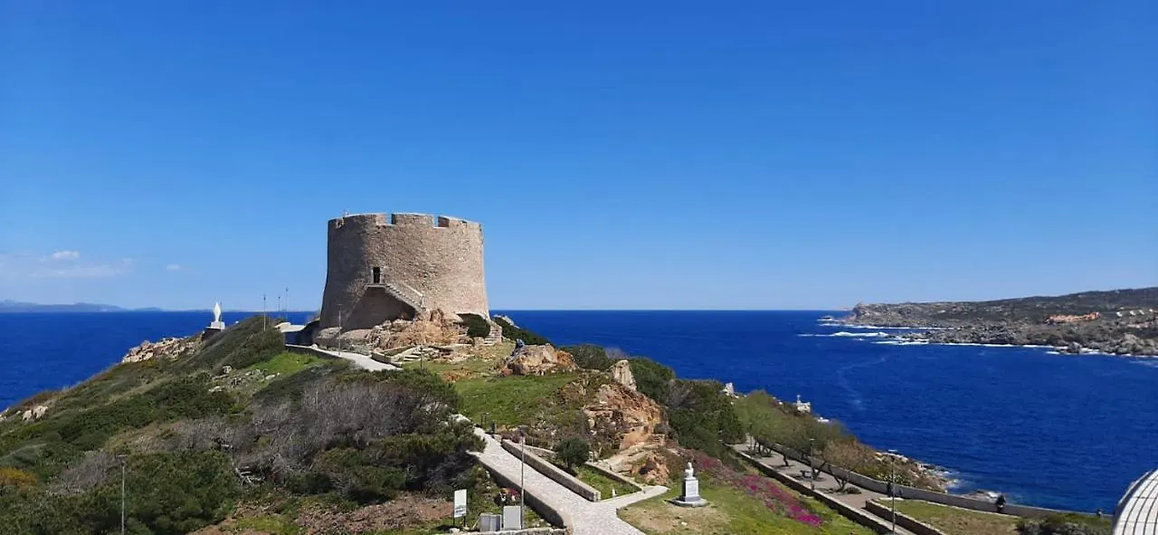 Overlooking The Sea Santa Teresa Gallura Appartement